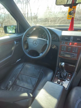 Mercedes-Benz C 250 W202, снимка 6