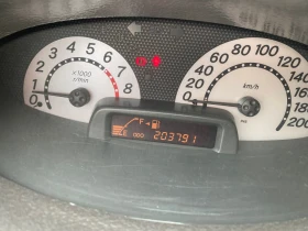 Toyota Yaris 1.5 VVT-i, снимка 16