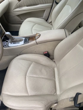 Mercedes-Benz E 220, снимка 9