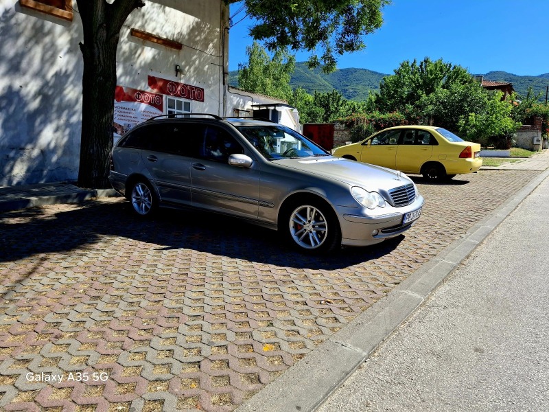 Mercedes-Benz C 200 Cdi, снимка 1 - Автомобили и джипове - 46216374