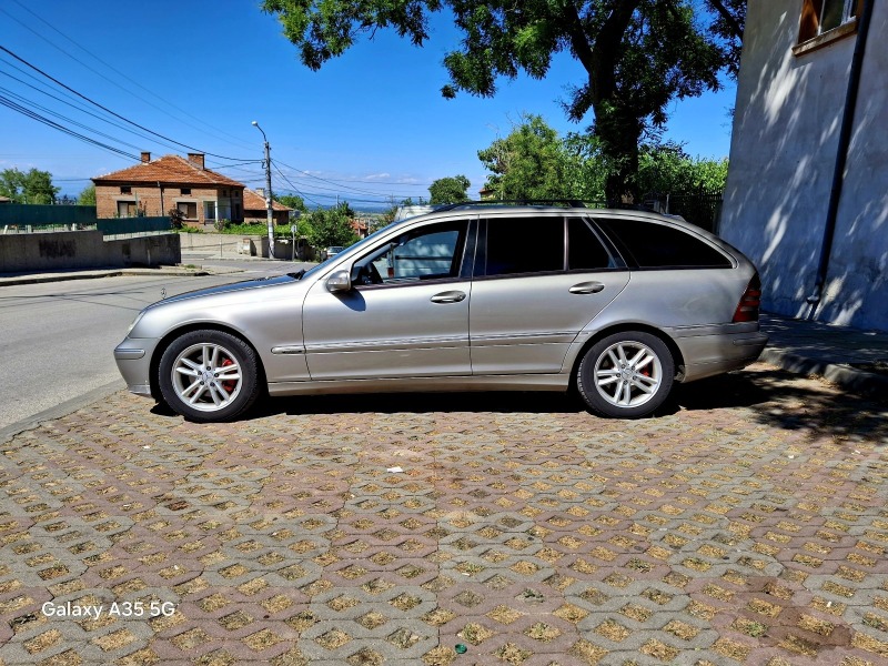 Mercedes-Benz C 200 Cdi, снимка 6 - Автомобили и джипове - 46216374