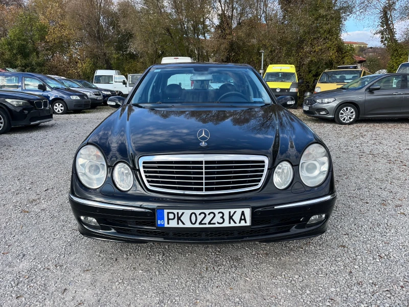 Mercedes-Benz E 350 4 MATIC, снимка 3 - Автомобили и джипове - 47789616