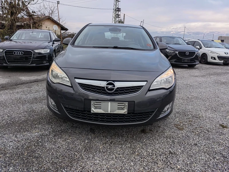 Opel Astra 1, 7, снимка 1 - Автомобили и джипове - 48209889