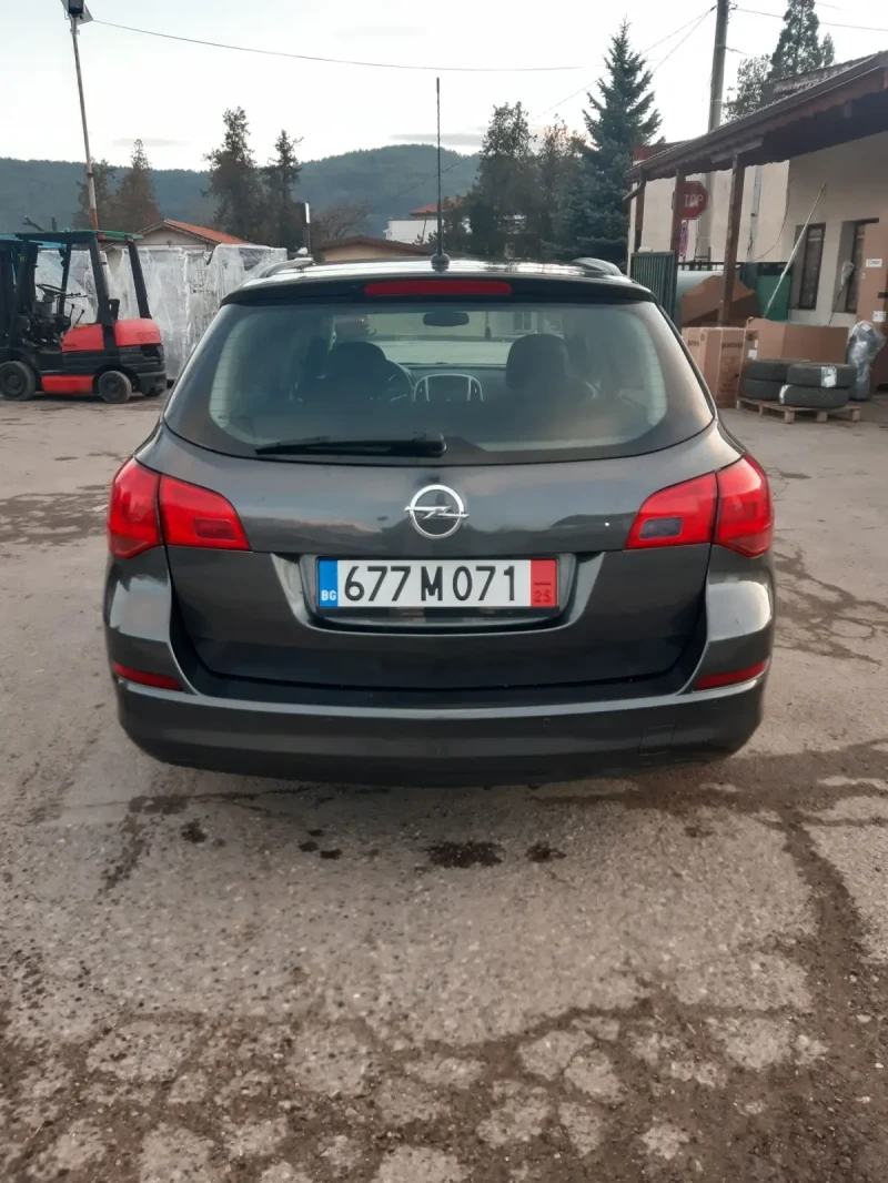 Opel Astra 1.7, снимка 7 - Автомобили и джипове - 48507568