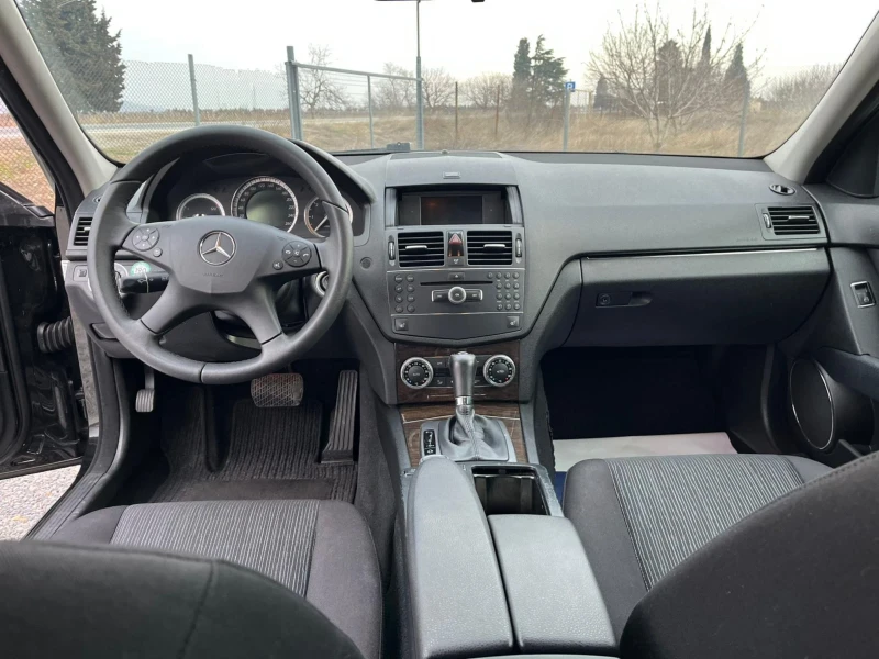 Mercedes-Benz C 220 АВТОМАТ 646 НОВ ВНОС, снимка 9 - Автомобили и джипове - 48786572