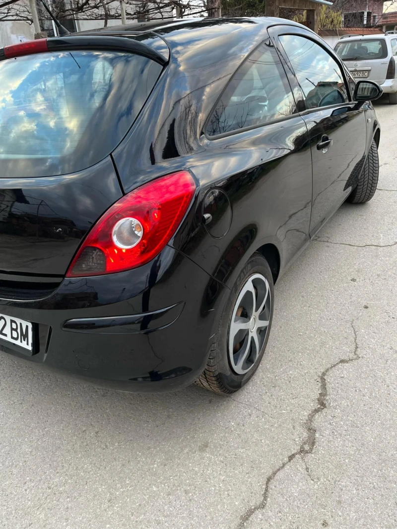 Opel Corsa, снимка 2 - Автомобили и джипове - 48948353