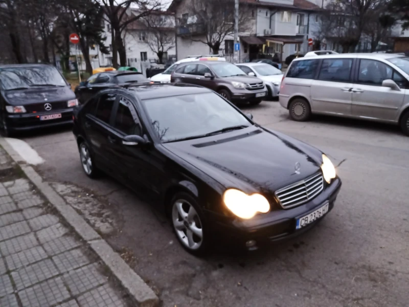 Mercedes-Benz C 200 facelift, снимка 14 - Автомобили и джипове - 49000003