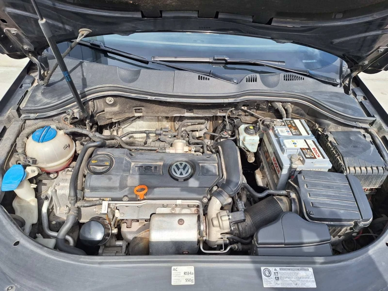 VW Passat, снимка 15 - Автомобили и джипове - 49426540