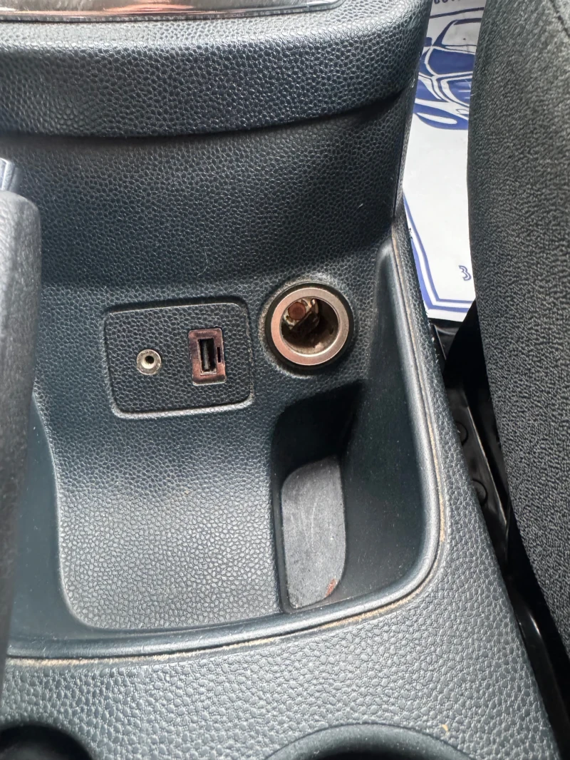 Ford Fiesta 1.4TDCI, снимка 9 - Автомобили и джипове - 52261791