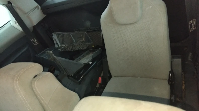 Citroen C4 Picasso, снимка 9 - Автомобили и джипове - 52418716