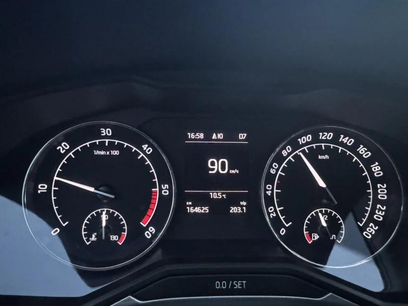 Skoda Superb MATRIX FACELIFT, снимка 11 - Автомобили и джипове - 52628793