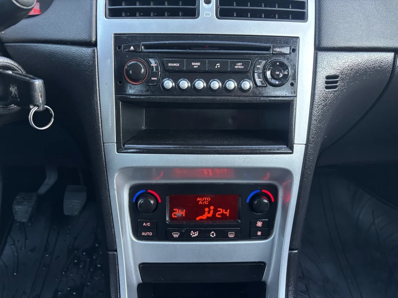 Peugeot 307 1.6HDI ТОП СЪСТОЯНИЕ  ВСИЧКО ПЛАТЕНО БАРТЕР, снимка 16 - Автомобили и джипове - 52816037
