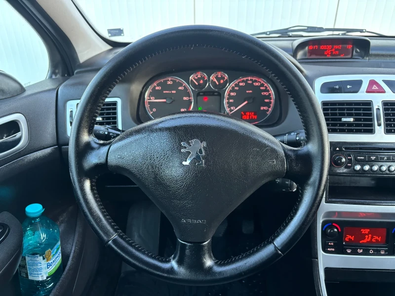 Peugeot 307 1.6HDI ТОП СЪСТОЯНИЕ  ВСИЧКО ПЛАТЕНО БАРТЕР, снимка 11 - Автомобили и джипове - 52816037