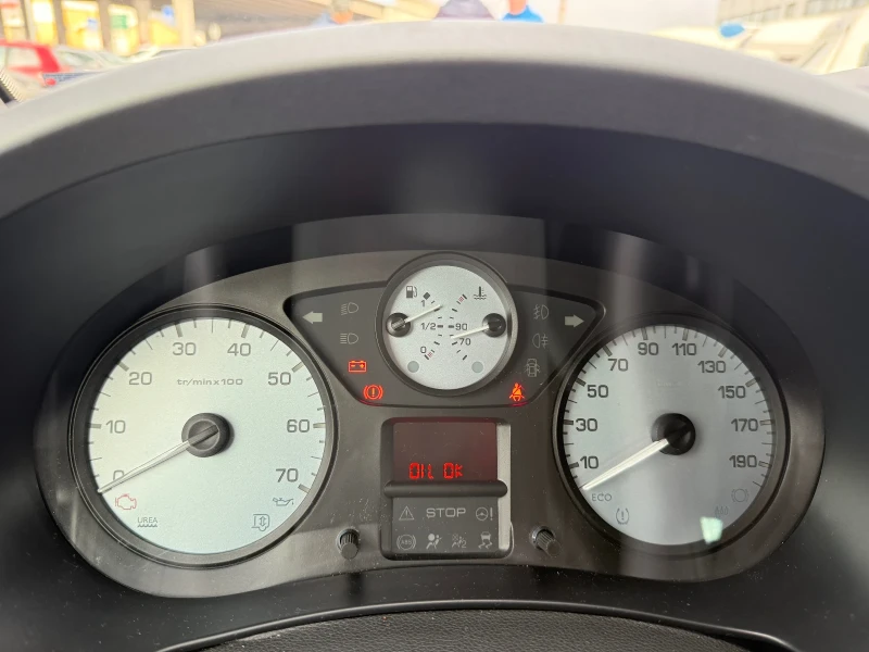 Peugeot Partner, снимка 8 - Автомобили и джипове - 52884050