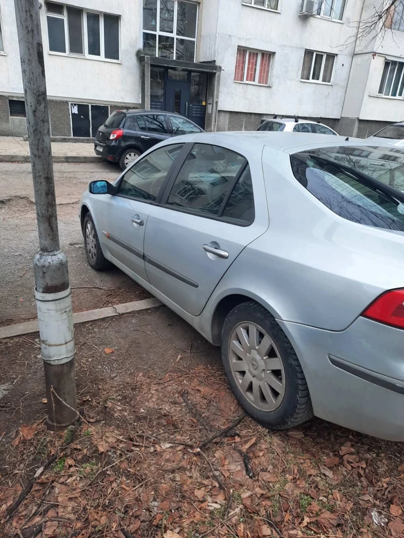 Renault Laguna, снимка 4 - Автомобили и джипове - 53177027