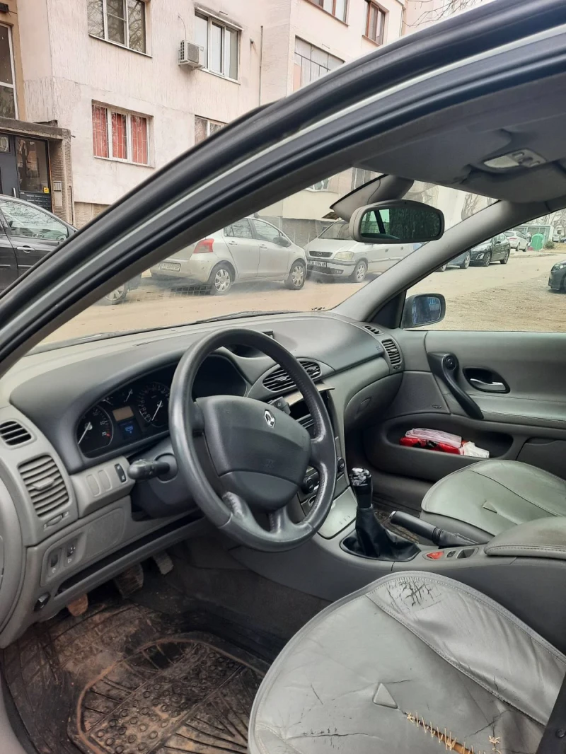 Renault Laguna, снимка 5 - Автомобили и джипове - 53177027