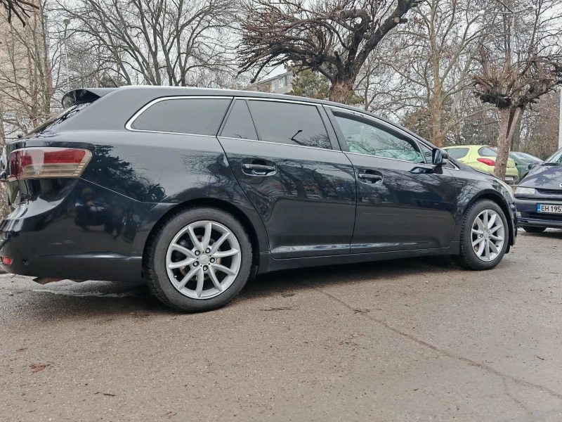 Toyota Avensis 2.0 d4d full, снимка 5 - Автомобили и джипове - 53250359