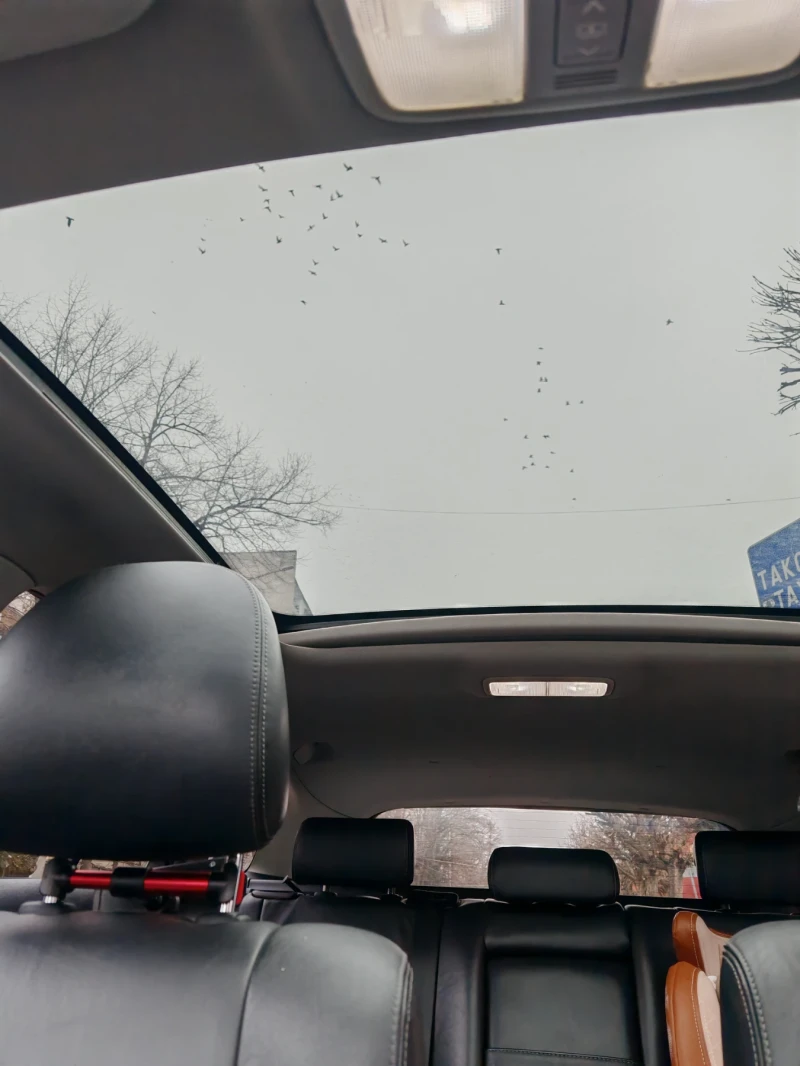 Toyota Avensis 2.0 d4d full, снимка 13 - Автомобили и джипове - 53250359