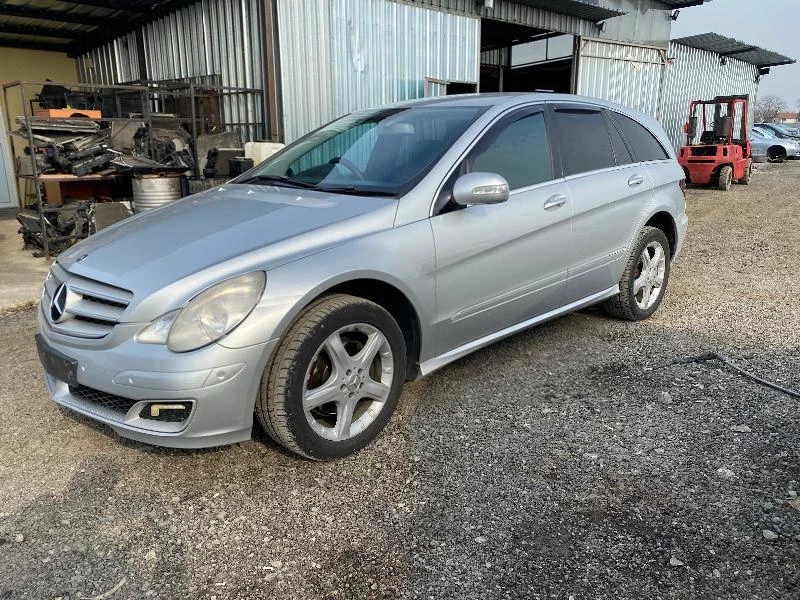 Mercedes-Benz R 320 На части , снимка 2 - Автомобили и джипове - 28008229