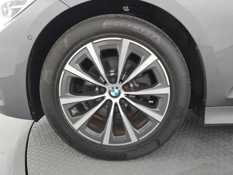 BMW 320 - САМО 30% АВАНС, снимка 5 - Автомобили и джипове - 55406588