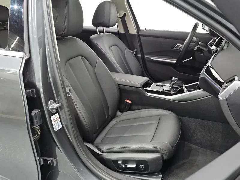 BMW 320 - САМО 30% АВАНС, снимка 12 - Автомобили и джипове - 55406588