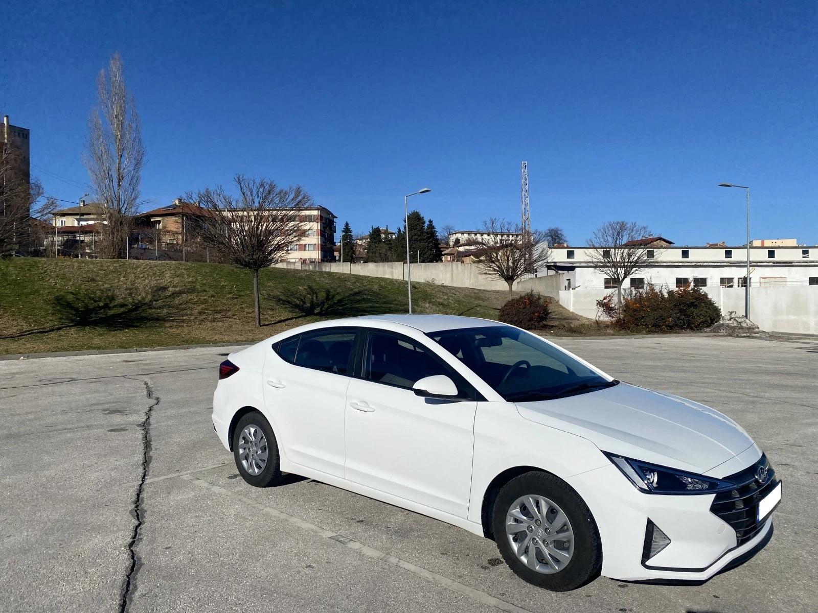 Hyundai Elantra SE - изображение 7