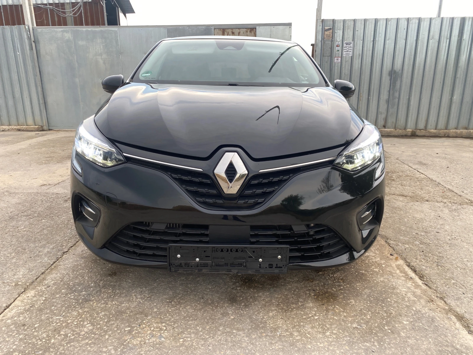 Renault Clio 1.0 TCe - изображение 2