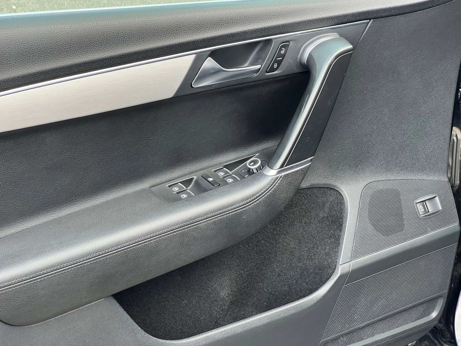 VW Passat 2.0 TDI DSG 4motion HIGHLINE | Mobile.bg   14