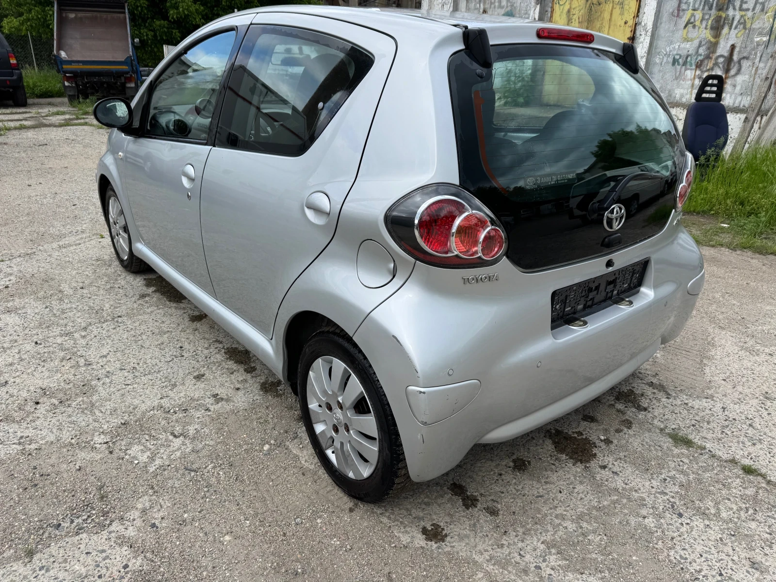 Toyota Aygo Италия Автомат - изображение 4