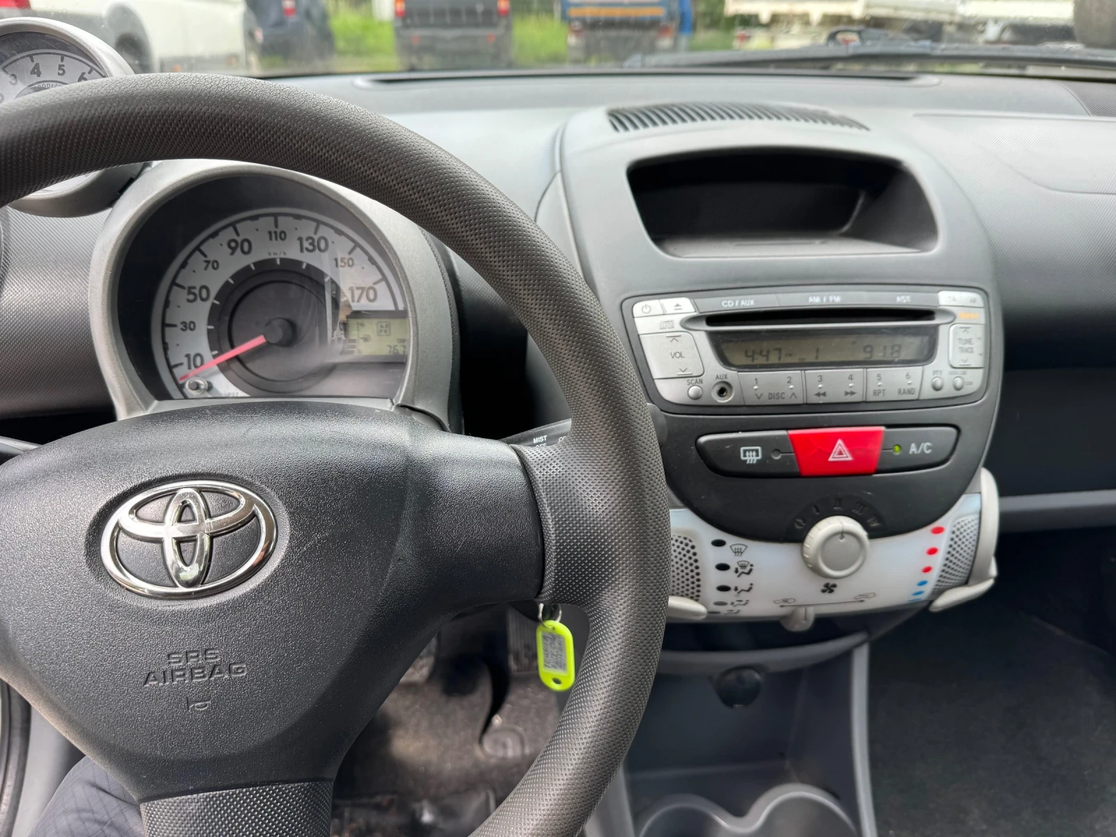 Toyota Aygo Италия Автомат - изображение 7