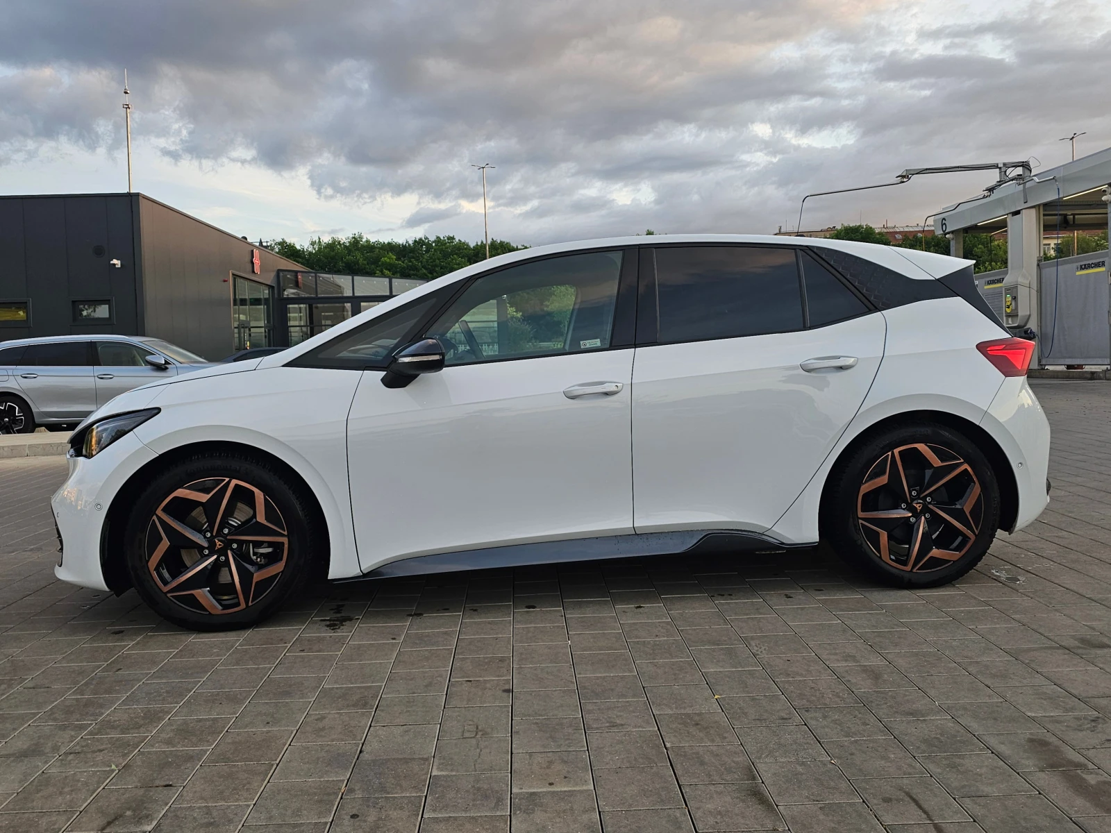 Cupra Born Cupra Born Electro 58 kWh 2023 - изображение 4