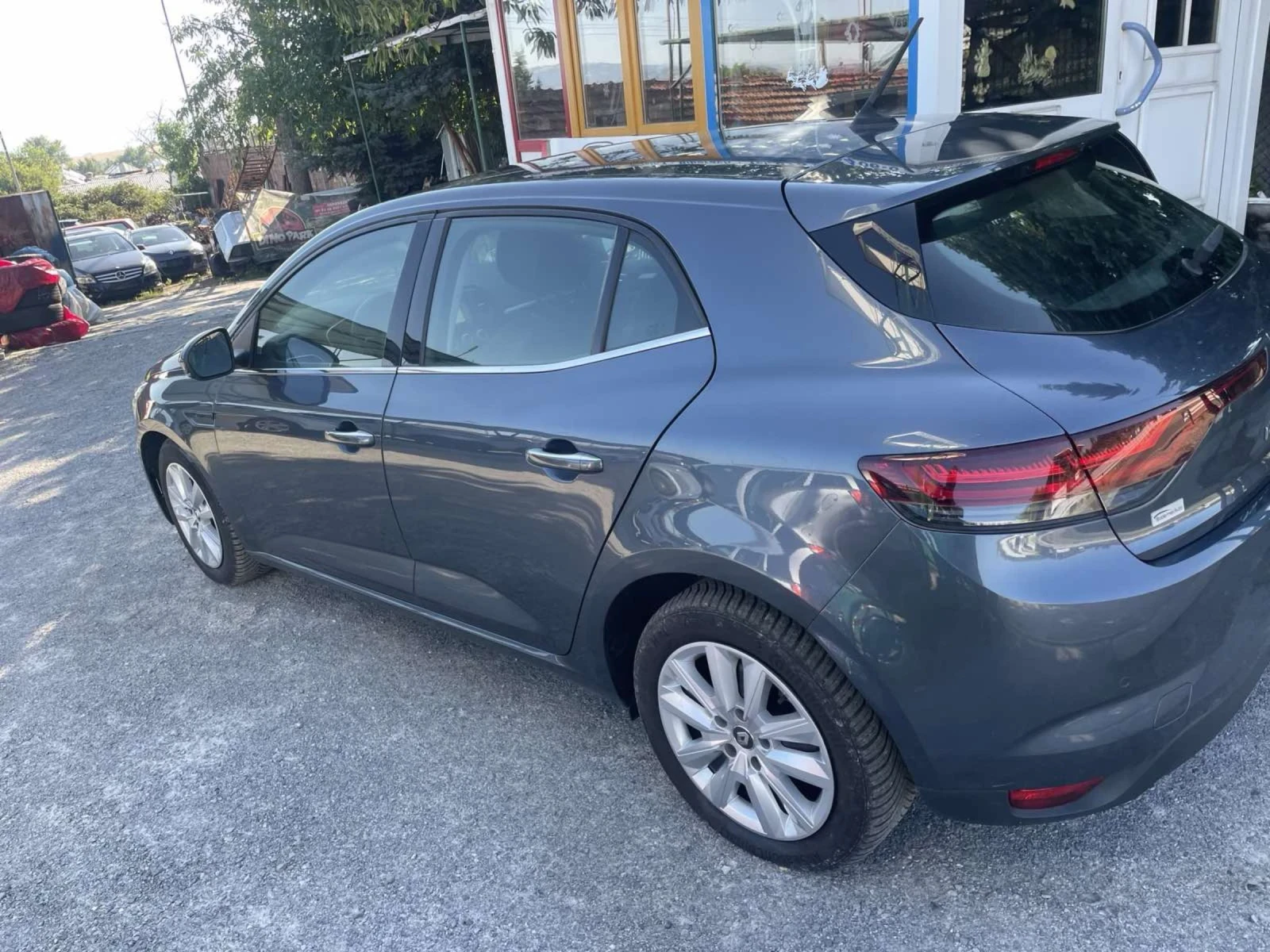 Renault Megane 1.5D.ful ekstri 85000km. 6skorosti.  - изображение 4