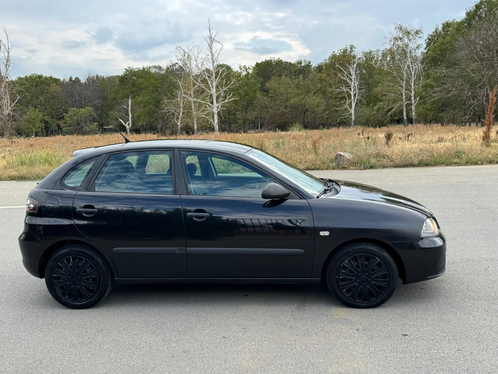 Seat Ibiza 1.2 75 k.s 2009 - изображение 6