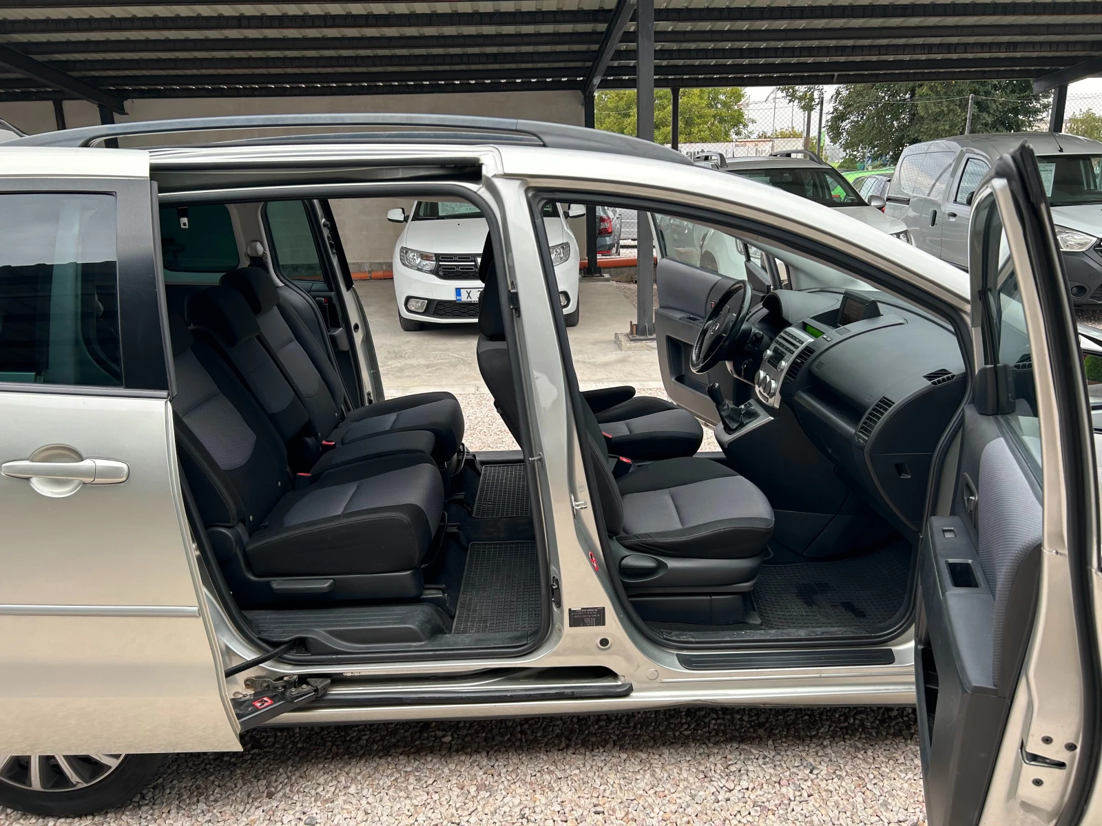 Mazda 5 1.8 BENZIN - изображение 8