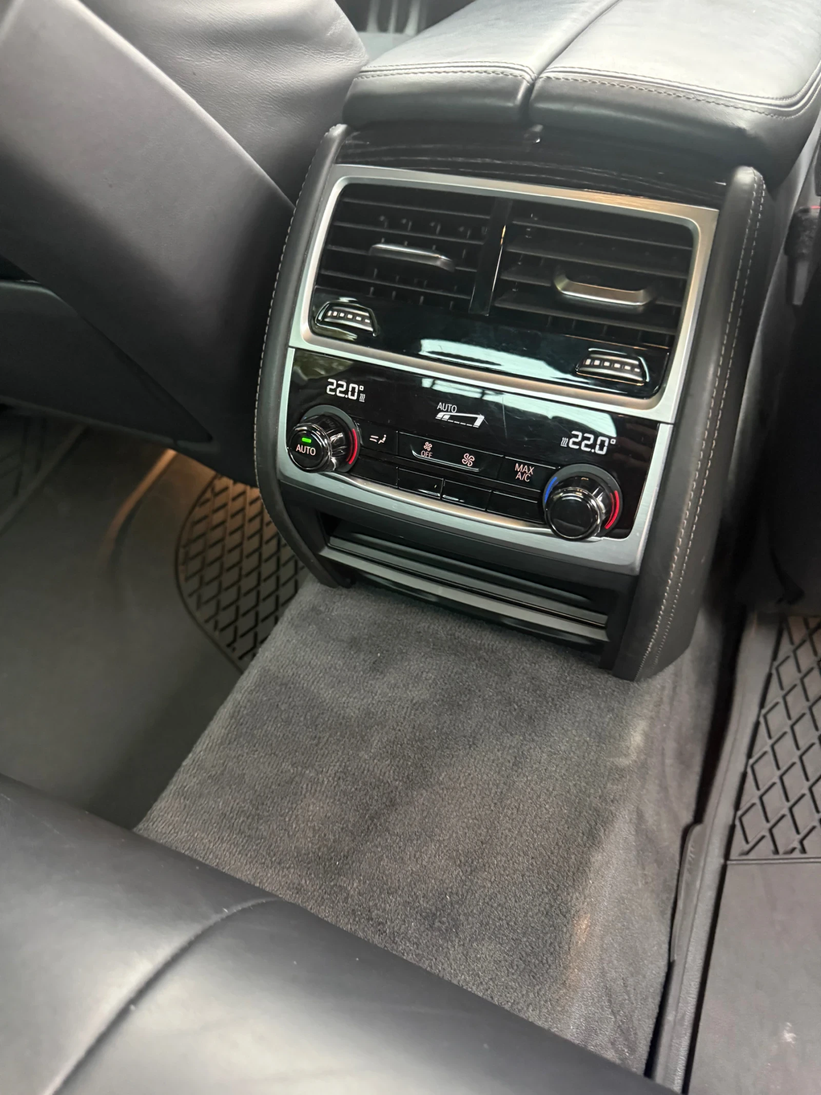 BMW 740 740 xDrive | Mobile.bg   16