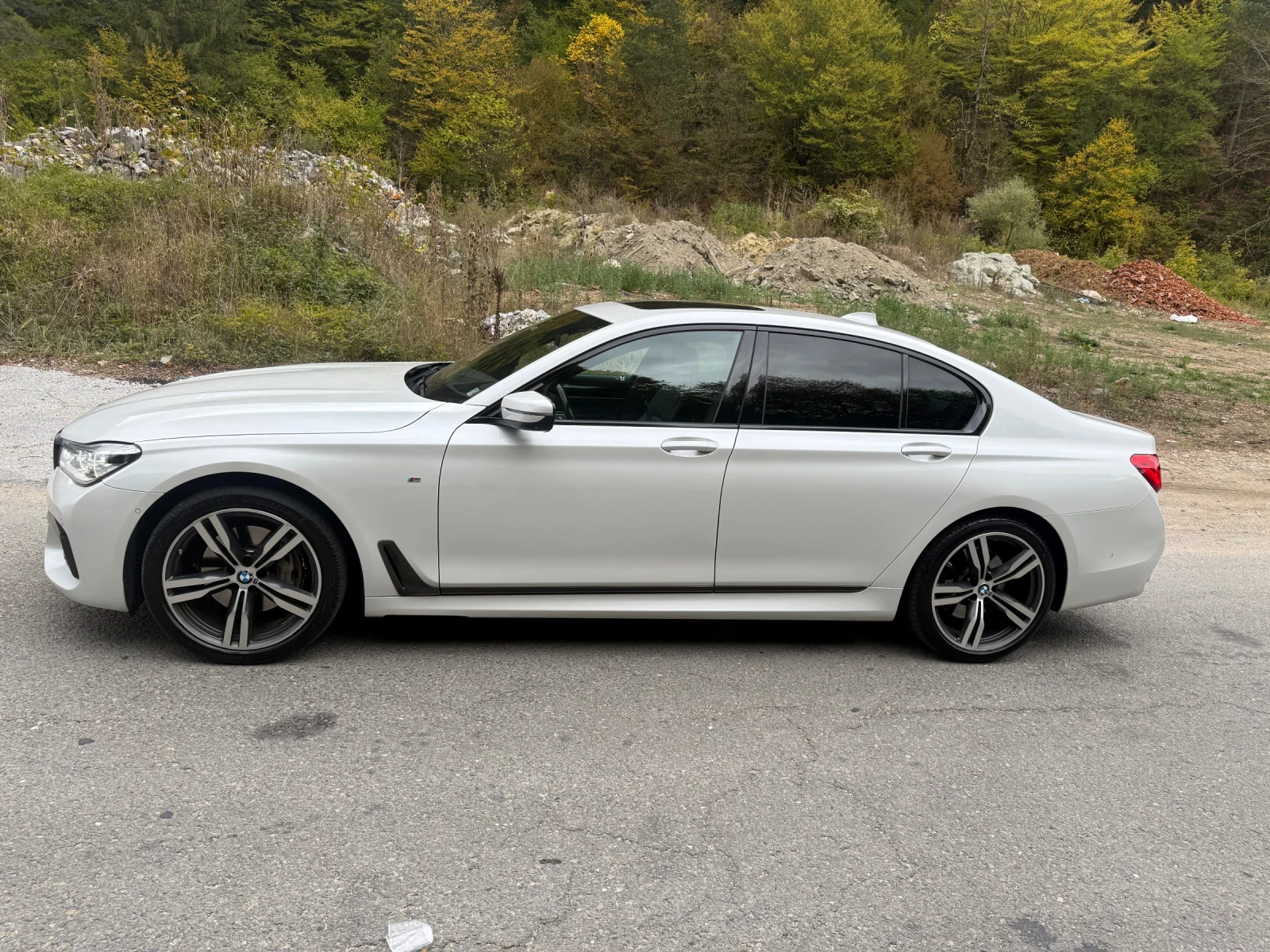 BMW 740 740 xDrive | Mobile.bg   4