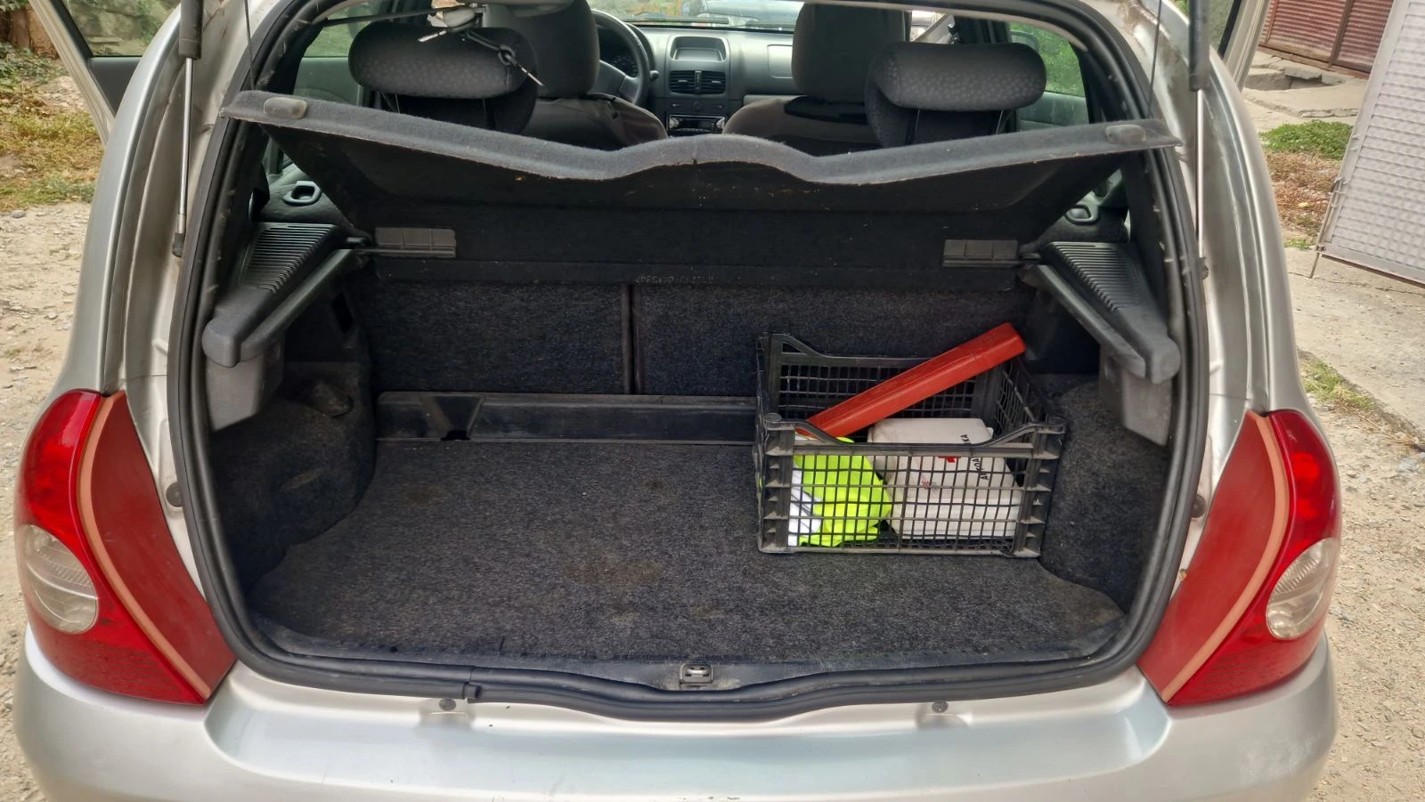 Renault Clio 1.2 АГУ Клима - изображение 10