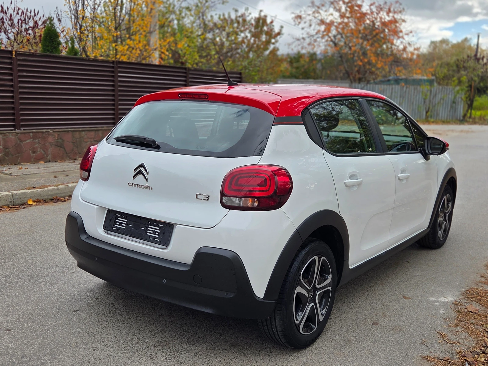 Citroen C3 1.2i Shine 136хил.км. УНИКАТ - изображение 2