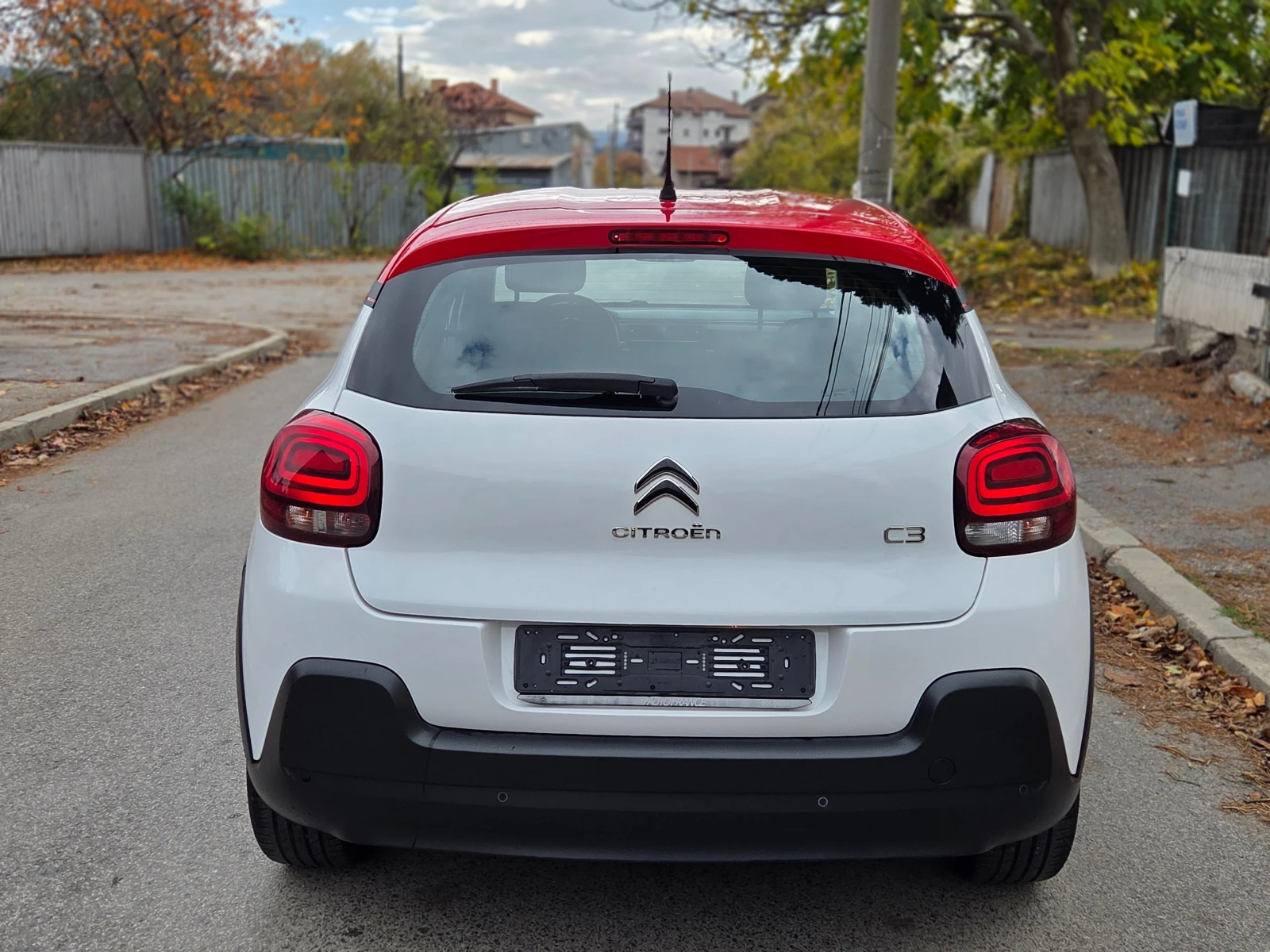 Citroen C3 1.2i Shine 136хил.км. УНИКАТ - изображение 3