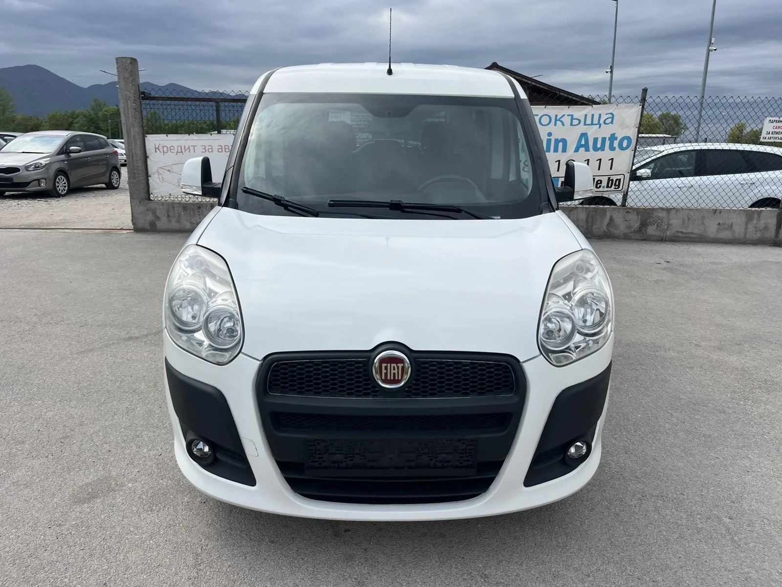 Fiat Doblo MAXI 1.6 M-JET EURO 5B 90кс AВТОМАТ ВНОС ИТАЛИЯ, снимка 2 - Автомобили и джипове - 53192127