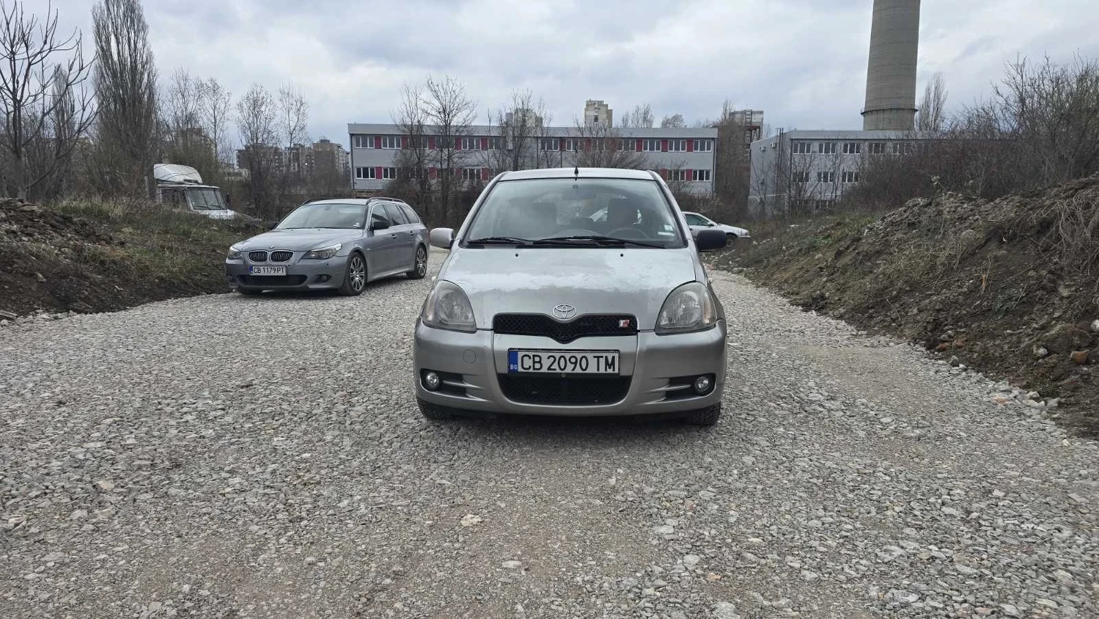 Toyota Yaris 1.5 VVT-i, снимка 2 - Автомобили и джипове - 53913484