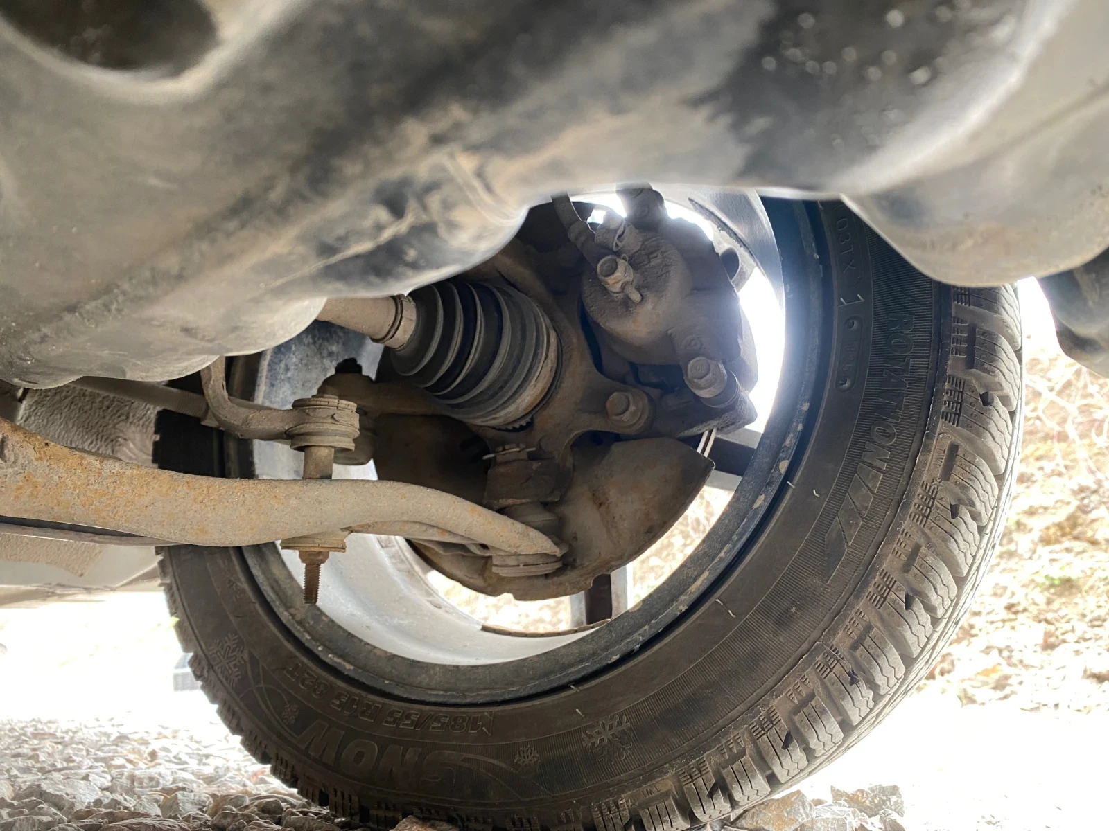 Toyota Yaris 1.5 VVT-i, снимка 14 - Автомобили и джипове - 53913484