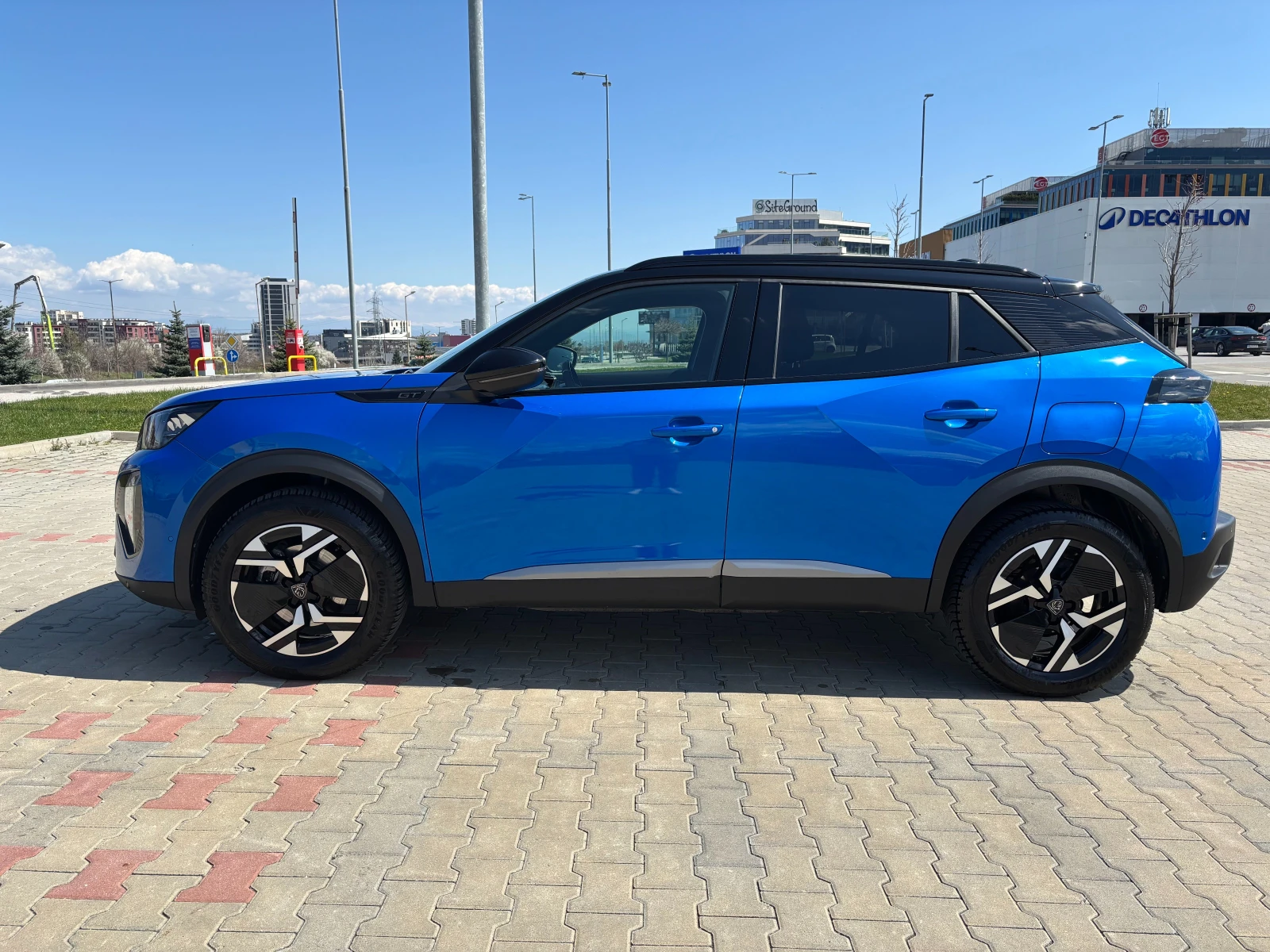 Peugeot 2008 GT Hydbrid В Гаранция, снимка 2 - Автомобили и джипове - 54104810