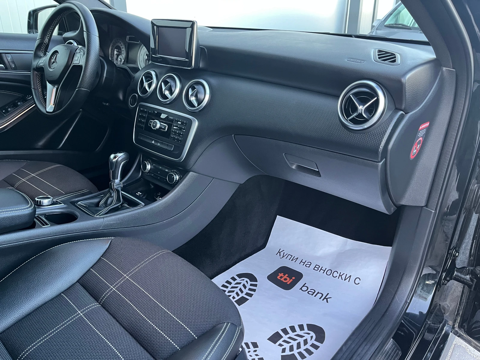 Mercedes-Benz A 180 i 122k.c, снимка 11 - Автомобили и джипове - 54145388