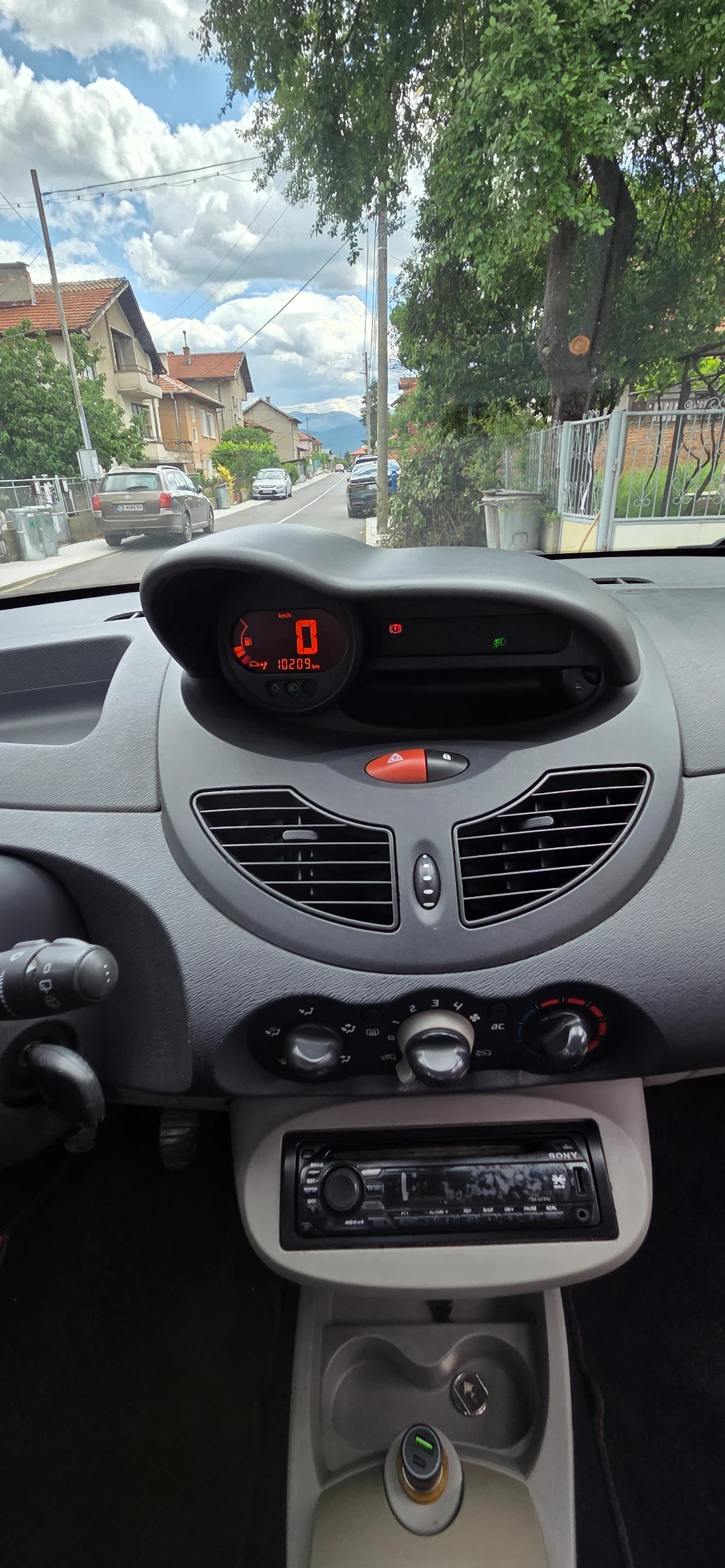 Renault Twingo, снимка 13 - Автомобили и джипове - 54735806