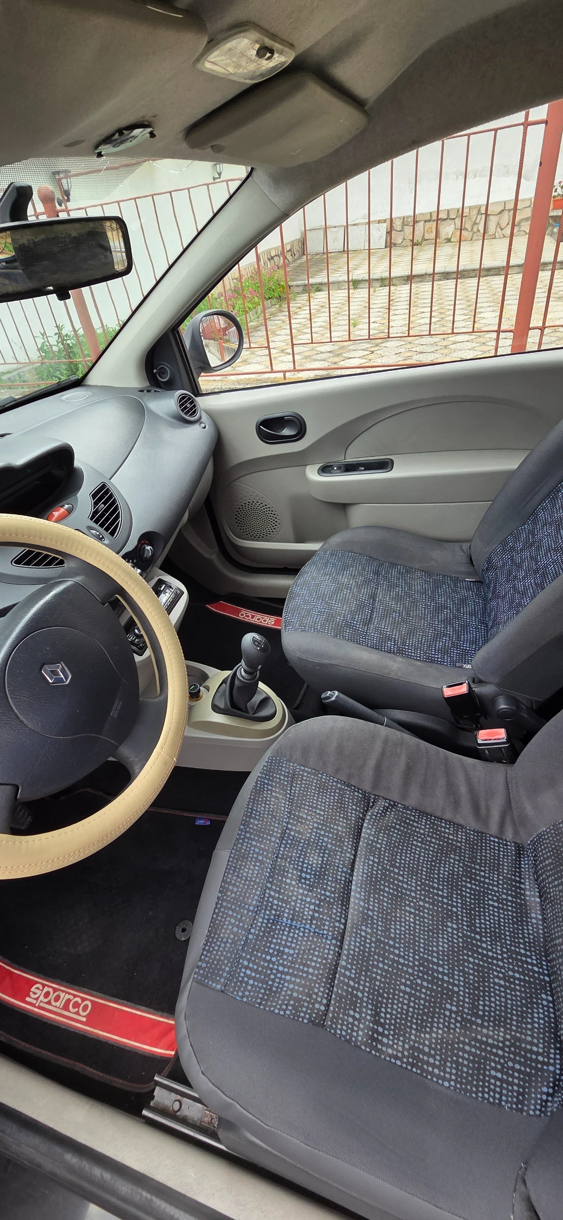 Renault Twingo, снимка 6 - Автомобили и джипове - 54735806