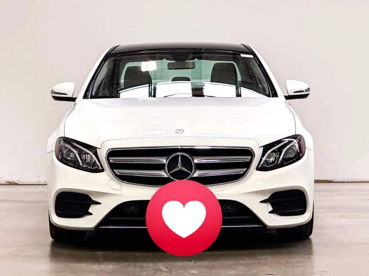 Mercedes-Benz E 400 * CARFAX * БЕЗ ПЪРВОНАЧАЛНА ВНОСКА, снимка 5 - Автомобили и джипове - 54841489