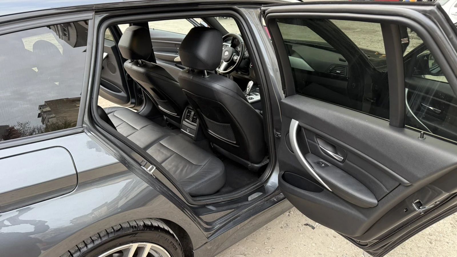 BMW 320 F31, снимка 12 - Автомобили и джипове - 55606183