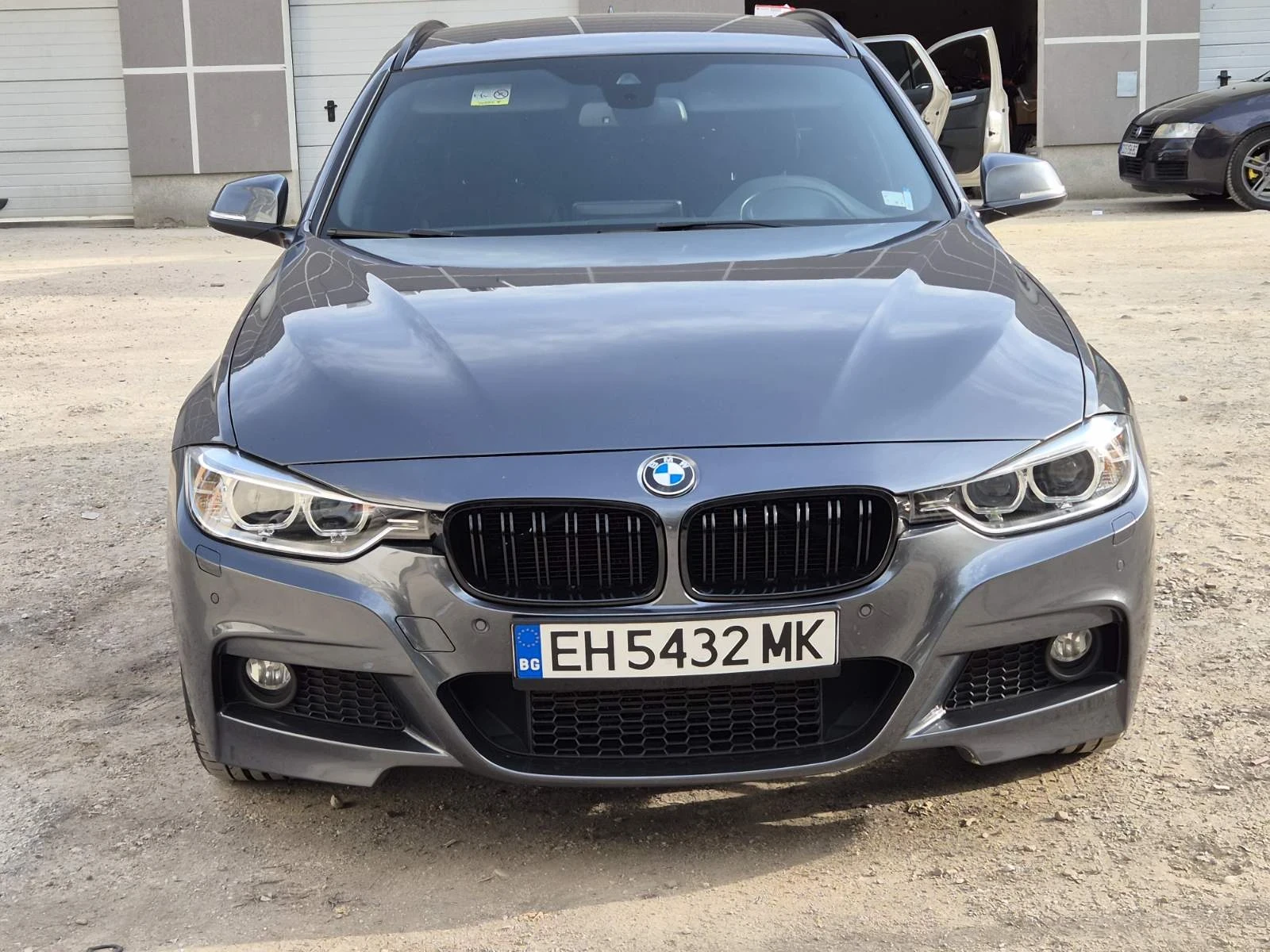 BMW 320 F31
