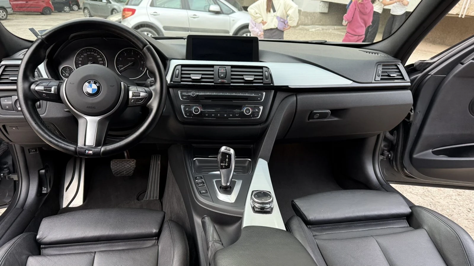 BMW 320 F31, снимка 13 - Автомобили и джипове - 55606183